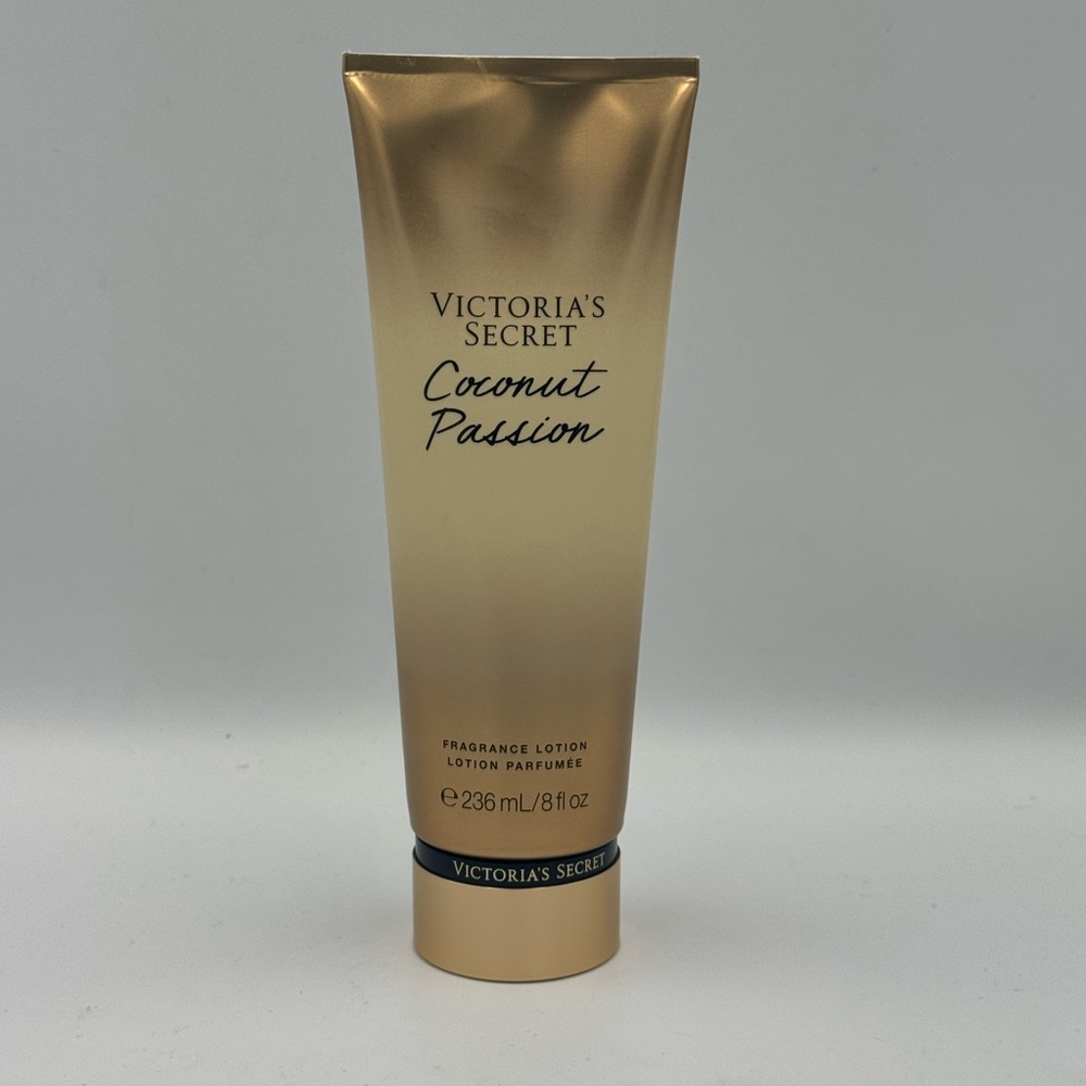 NWT Victoria's Secret Coconut Passion Fragrance Body Lotion (8 oz)